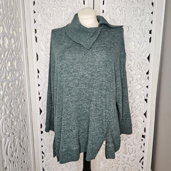 Democracy Green Asymmetrical Side Zip Oversized Tunic Sweater Size L - Picture 2 of 11